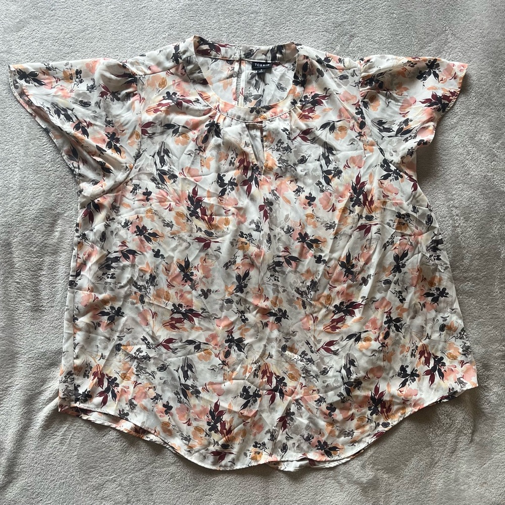 Torrid Floral Blouse - Pink, Black, Cream